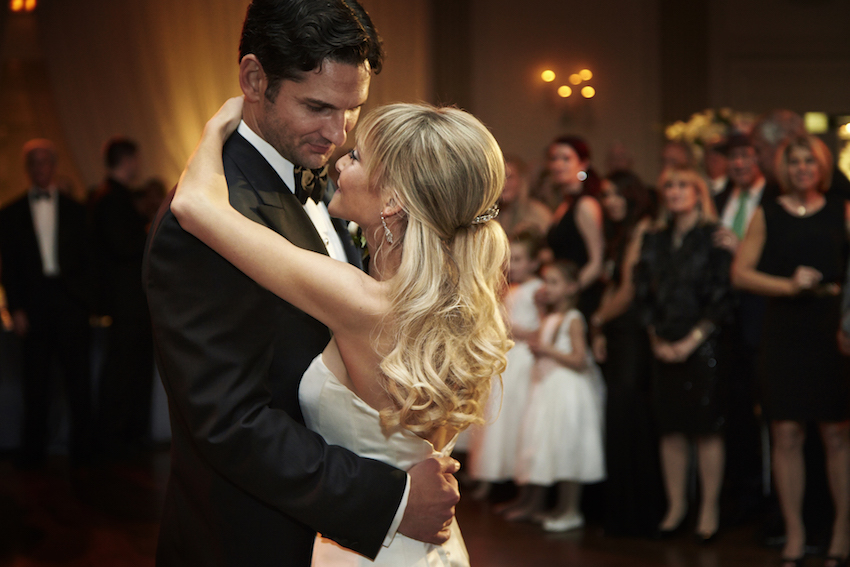 Live band performance in Sint Martin Caribbean beach event by Funk Workshop